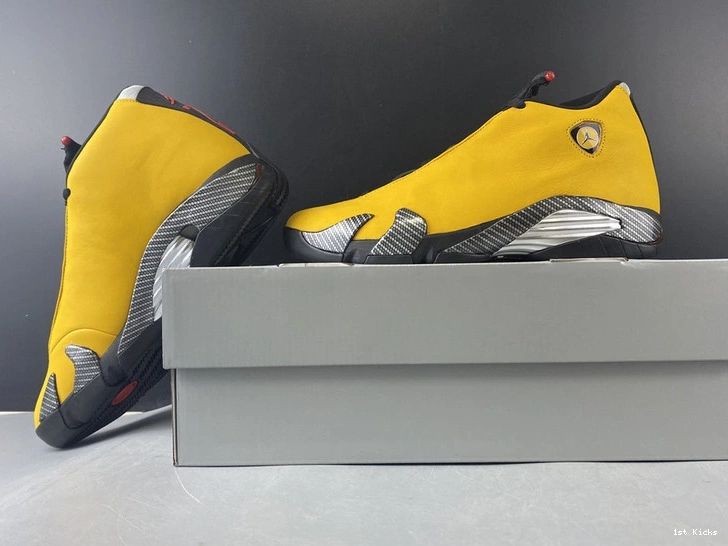 Air  “Ferrari”  14 BQ3685-706 Jordan 1121